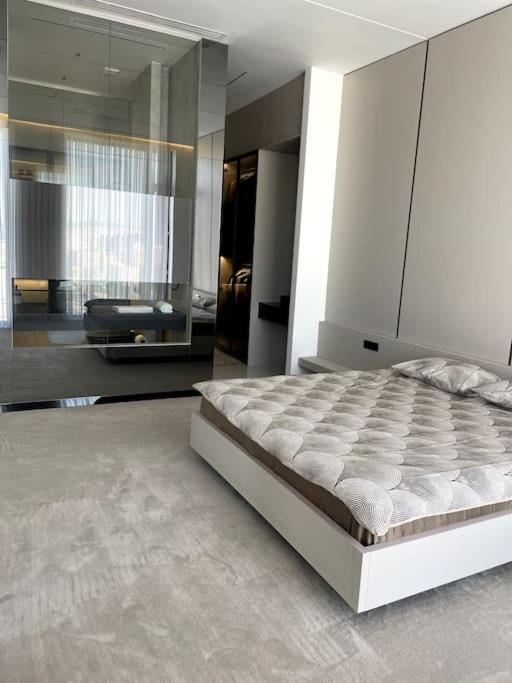 Luxury Penthouse Prishtina Leilighet Pristina Eksteriør bilde